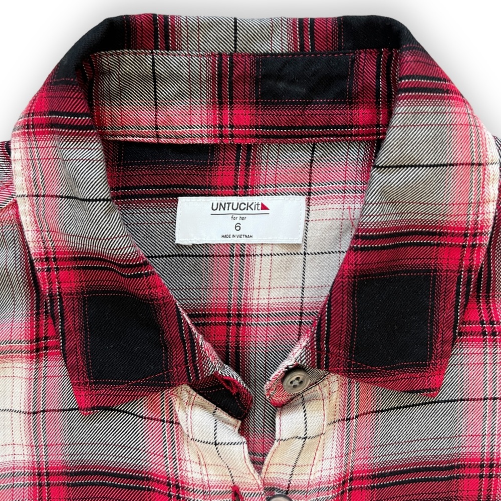 UNTUCKIt Plaid Rachel Wrap Dress in Red and Black Plaid, Size XS - Picture 6 of 15